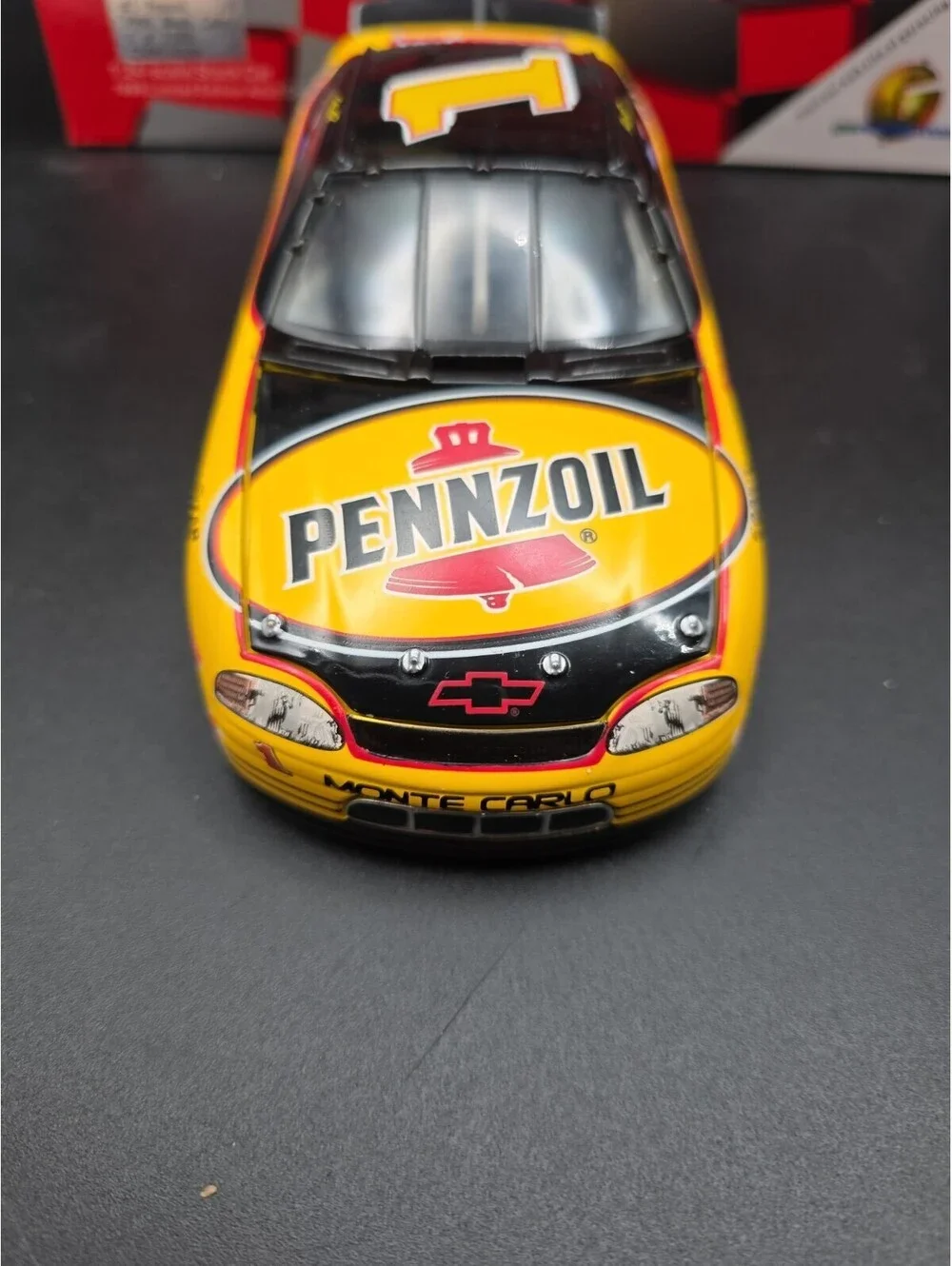 Steve Park #1 Pennzoil 1999 Monte Carlo 1:24 Scale Car Action Bank